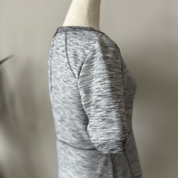 Athleta Marble Fit-and-Flare MIDI Ahort SleeveDress - Picture 4 of 9